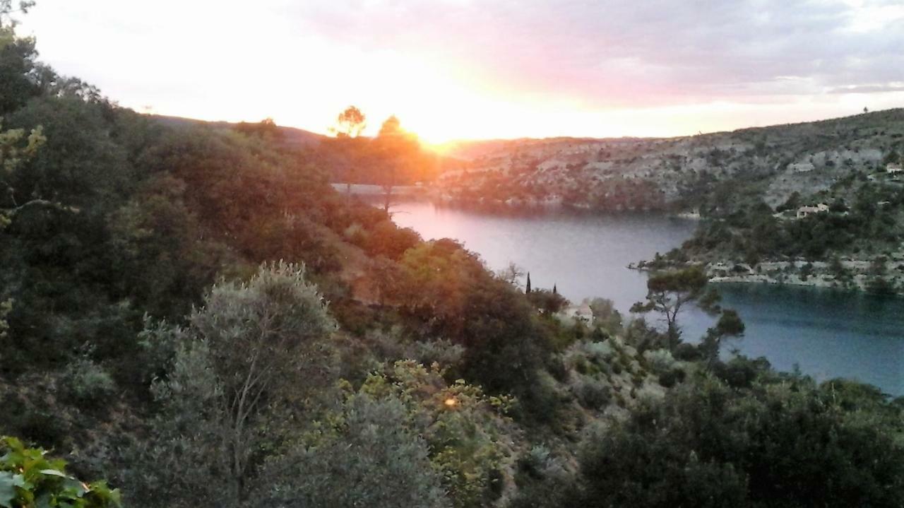 Domisiladore Esparron-de-Verdon Exteriör bild