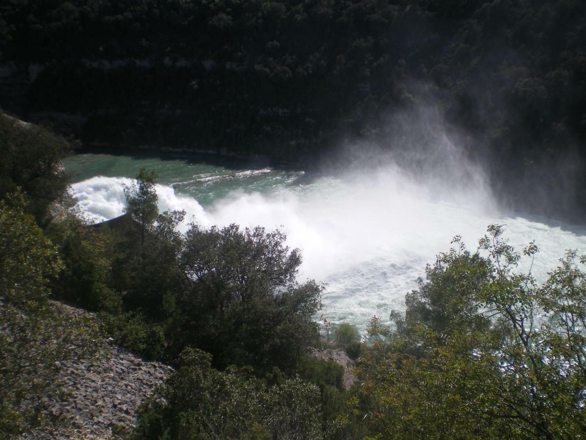 Domisiladore Esparron-de-Verdon Exteriör bild