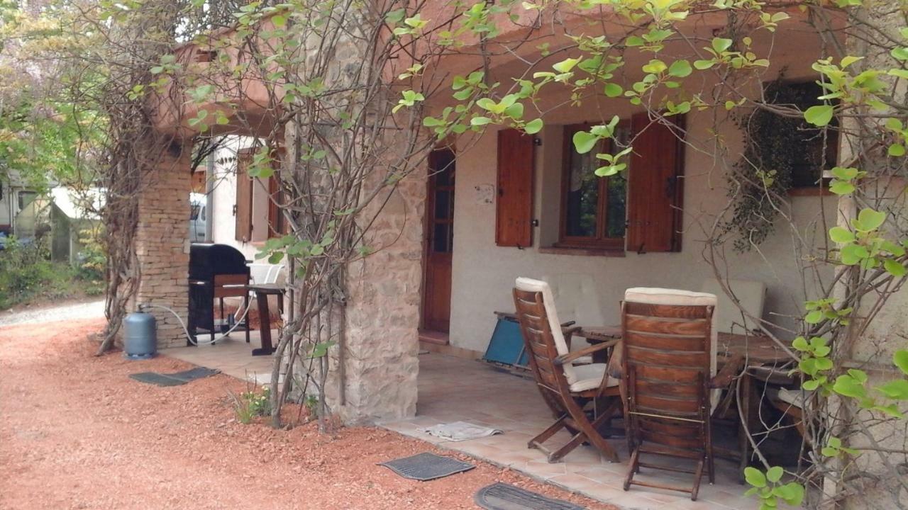 Domisiladore Esparron-de-Verdon Exteriör bild